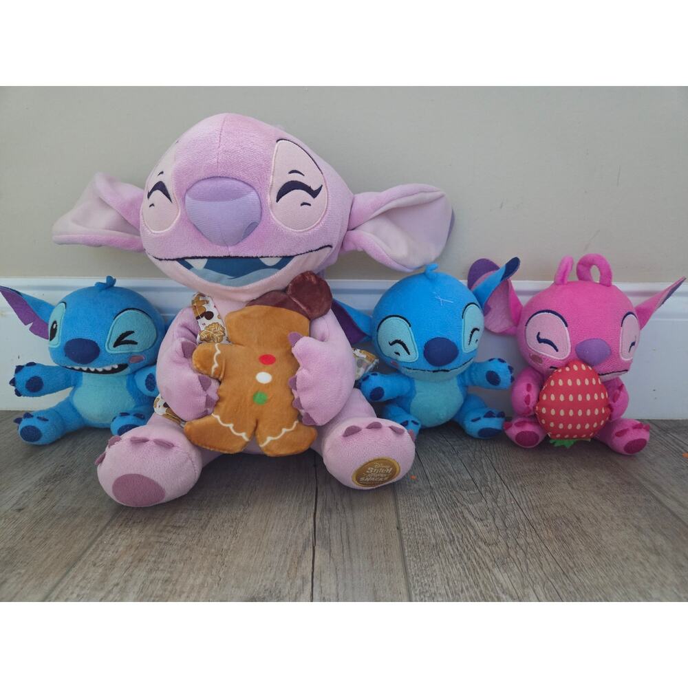 Disney Angel "Stitch Attacks Snacks" Series 8 & Friends Plush Bundle‎